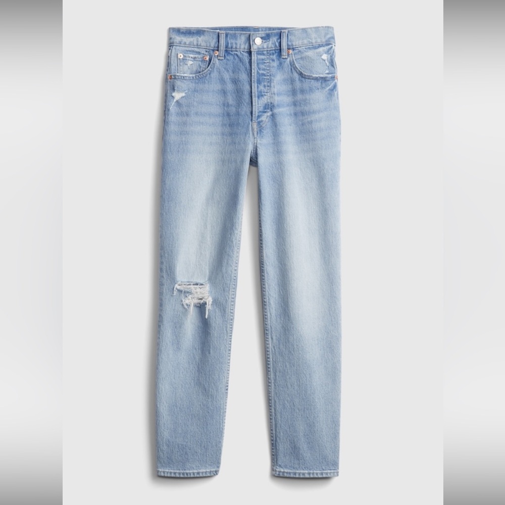 GAP High Rise Destructed Cheeky Straight Jeans with Washwell; size 29